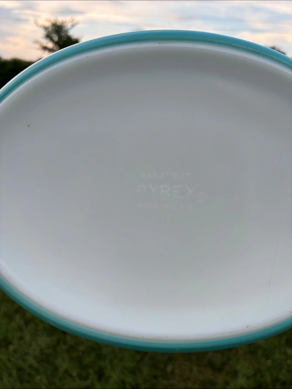 Pyrex Turquoise Snowflake Casserole with Clear Glass Lid